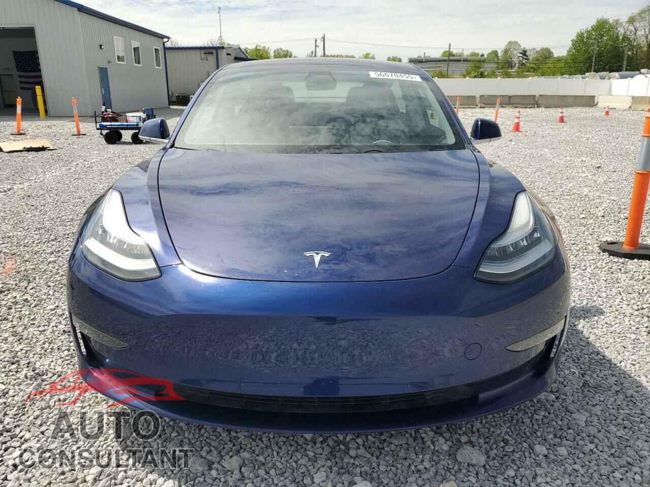TESLA MODEL 3 2018 - 5YJ3E1EB3JF105357