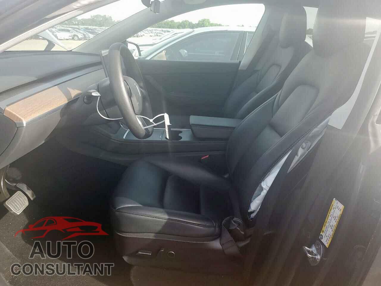 TESLA MODEL Y 2022 - 7SAYGDEEXNF400721