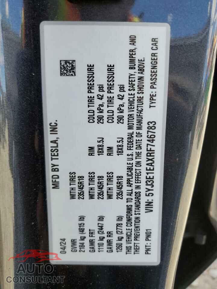 TESLA MODEL 3 2024 - 5YJ3E1EAXRF746783