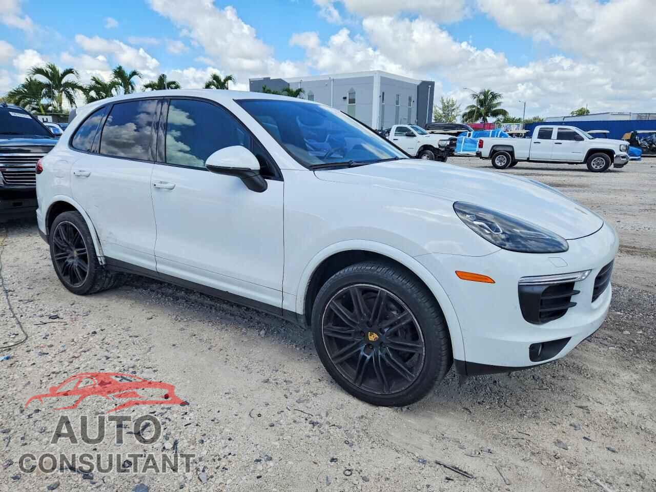 PORSCHE CAYENNE 2018 - WP1AA2A2XJKA06969