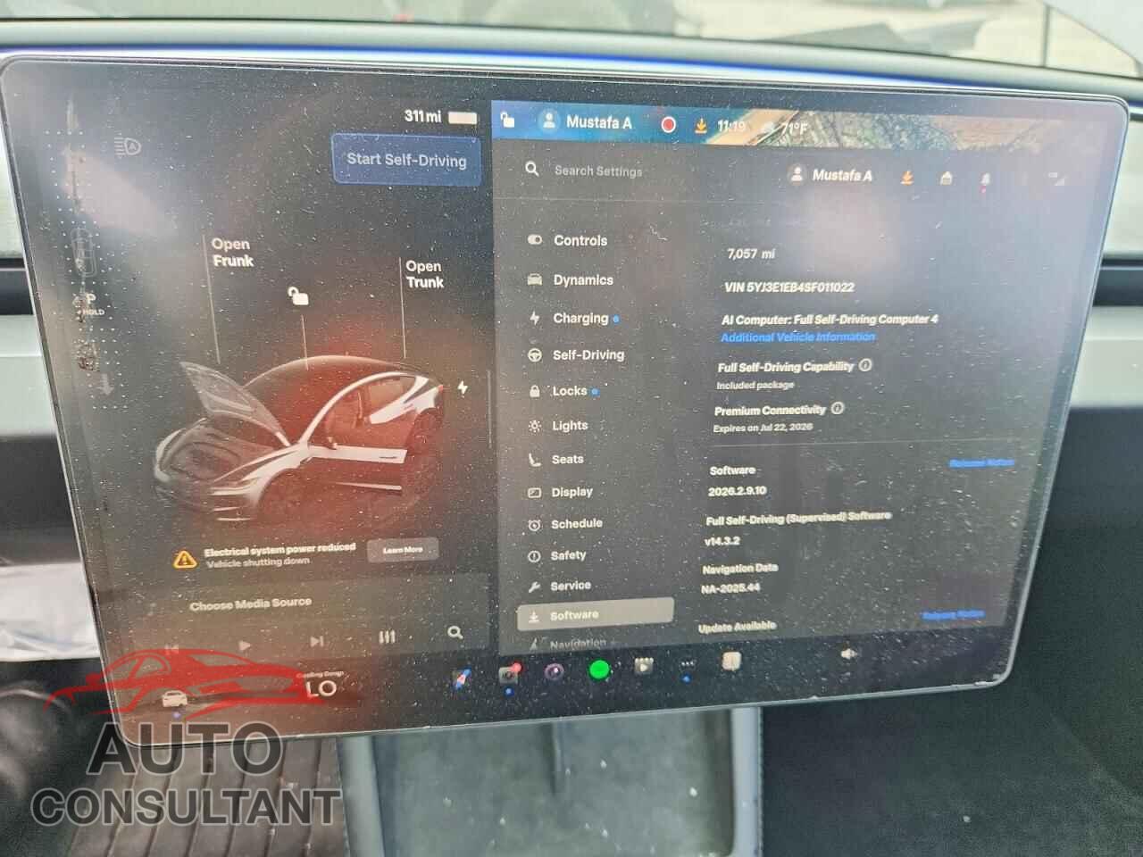 TESLA MODEL 3 2025 - 5YJ3E1EB4SF011022