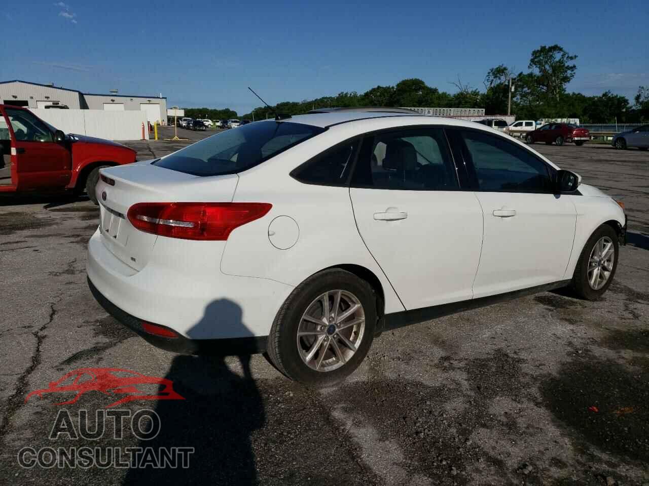 FORD FOCUS 2017 - 1FADP3F28HL309268