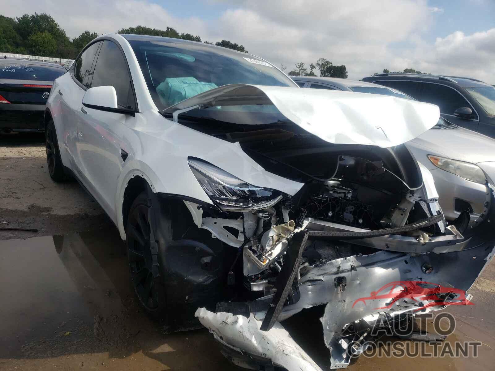 TESLA MODEL Y 2021 - 5YJYGAEE7MF207663