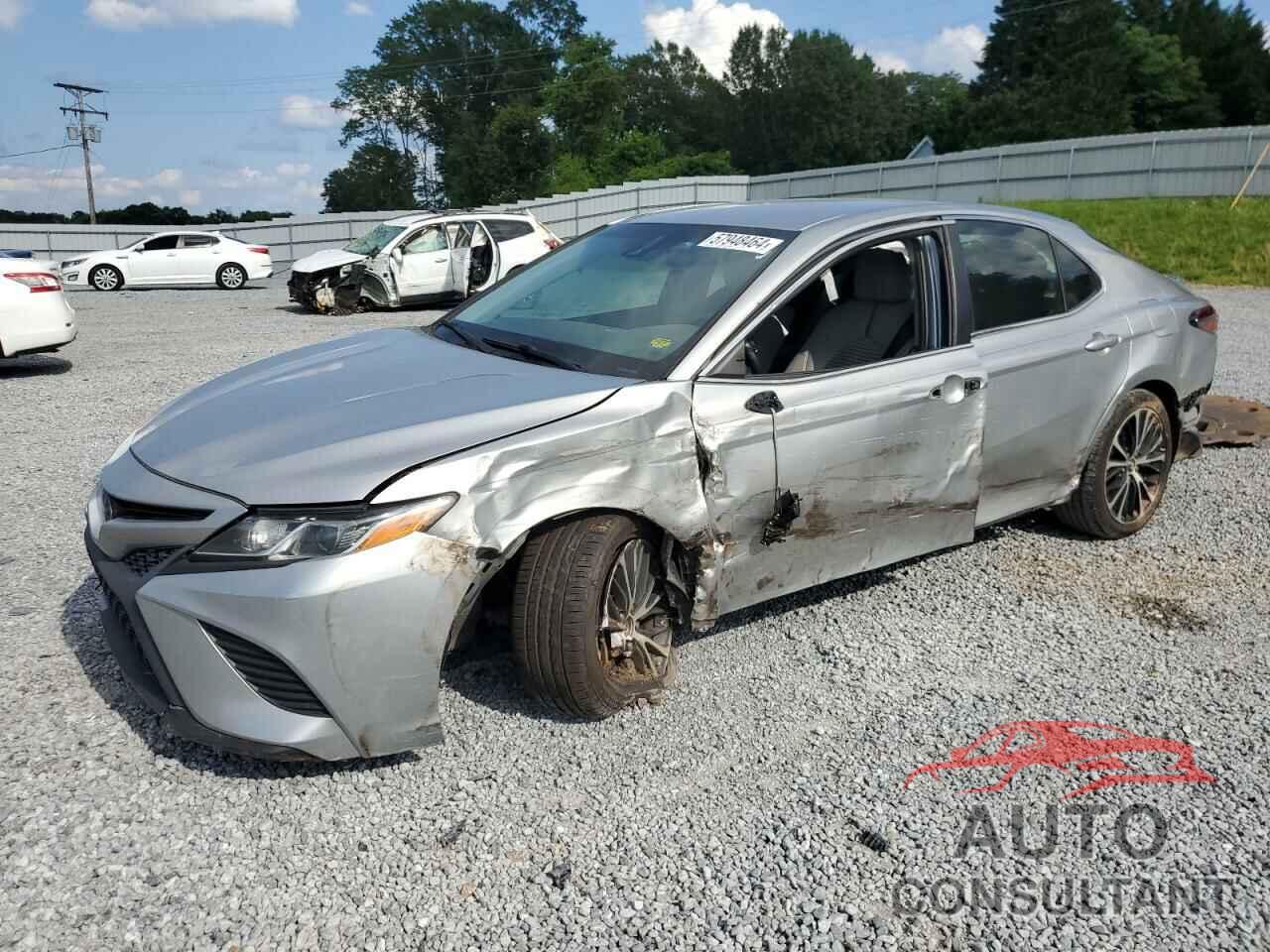 TOYOTA CAMRY 2018 - 4T1B11HK5JU576593
