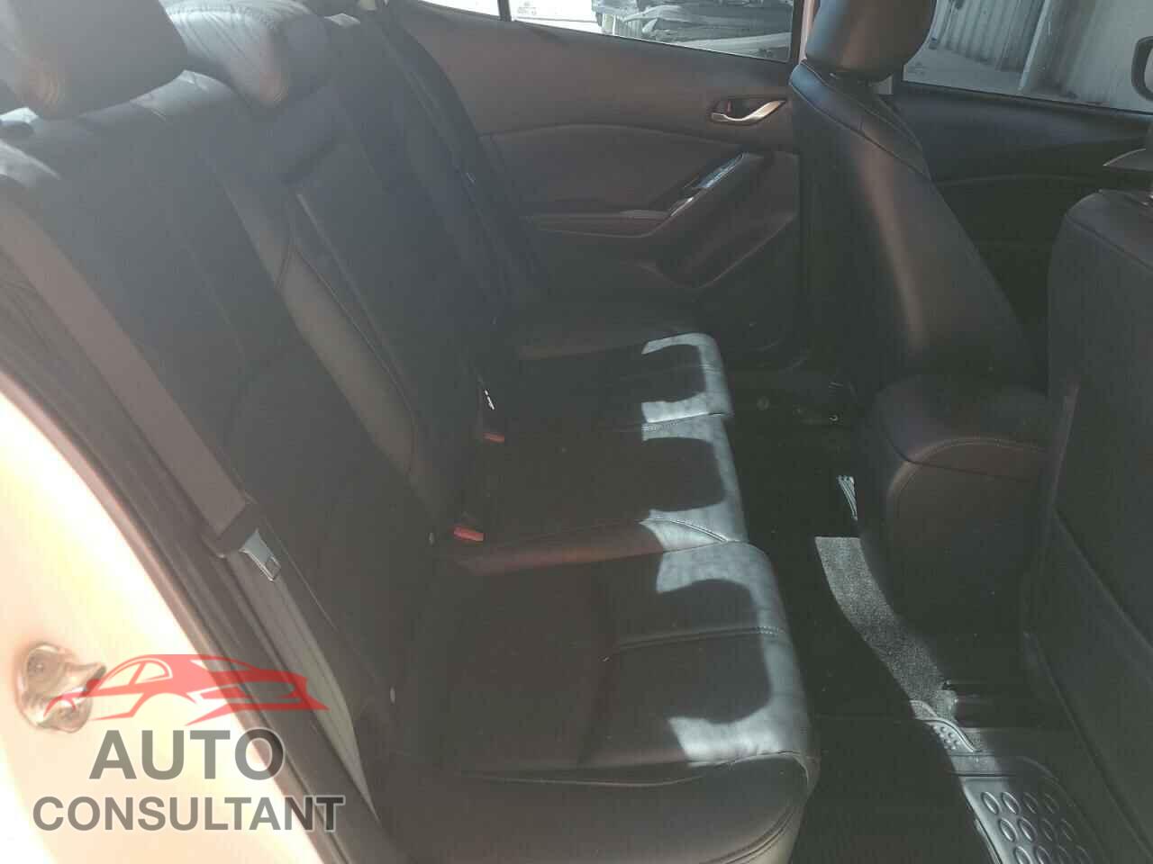 MAZDA 3 2017 - 3MZBN1V78HM144343
