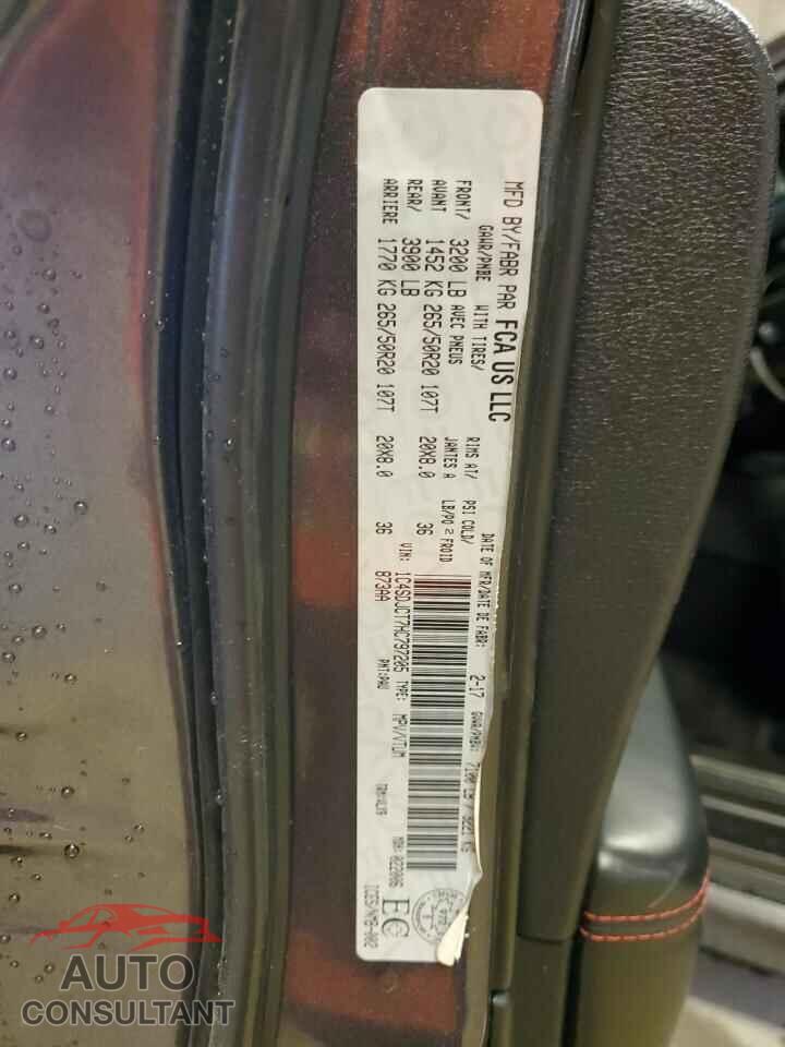 DODGE DURANGO 2017 - 1C4SDJCT7HC797205