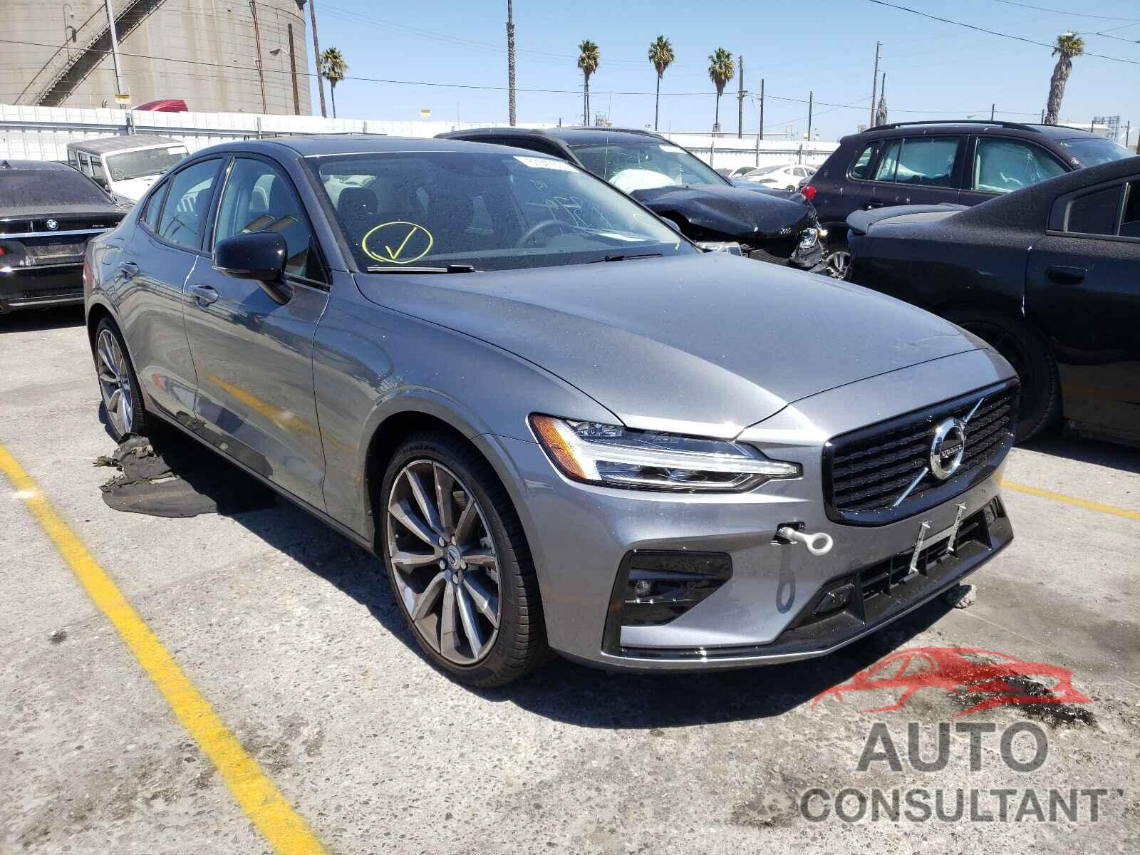 VOLVO S60 2021 - 7JR102FZ5MG118694