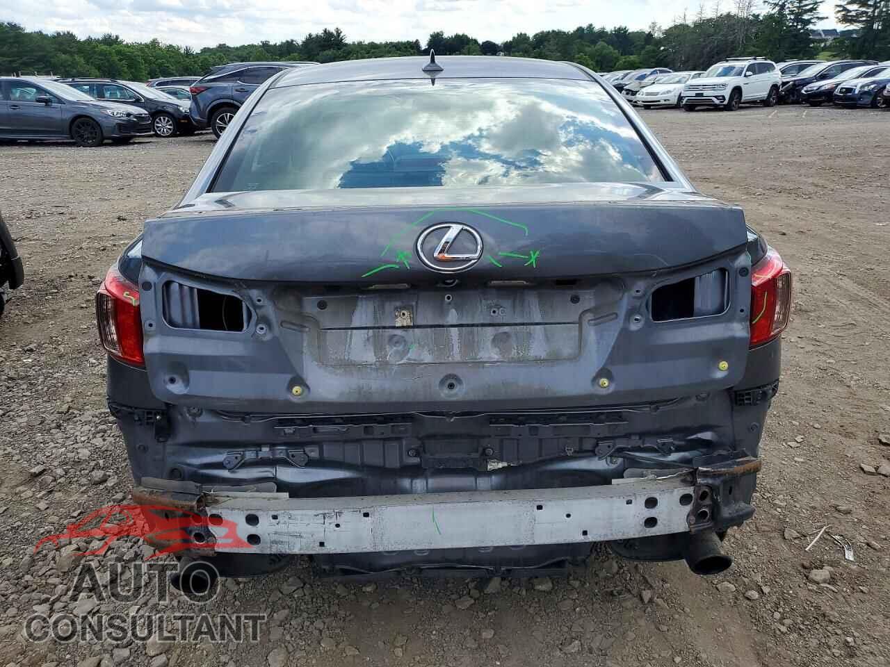 LEXUS IS 2013 - JTHBF5C20D5185286