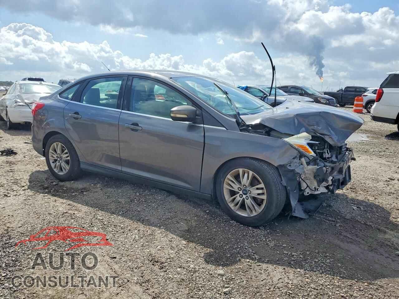 FORD FOCUS 2012 - 1FAHP3H22CL360384