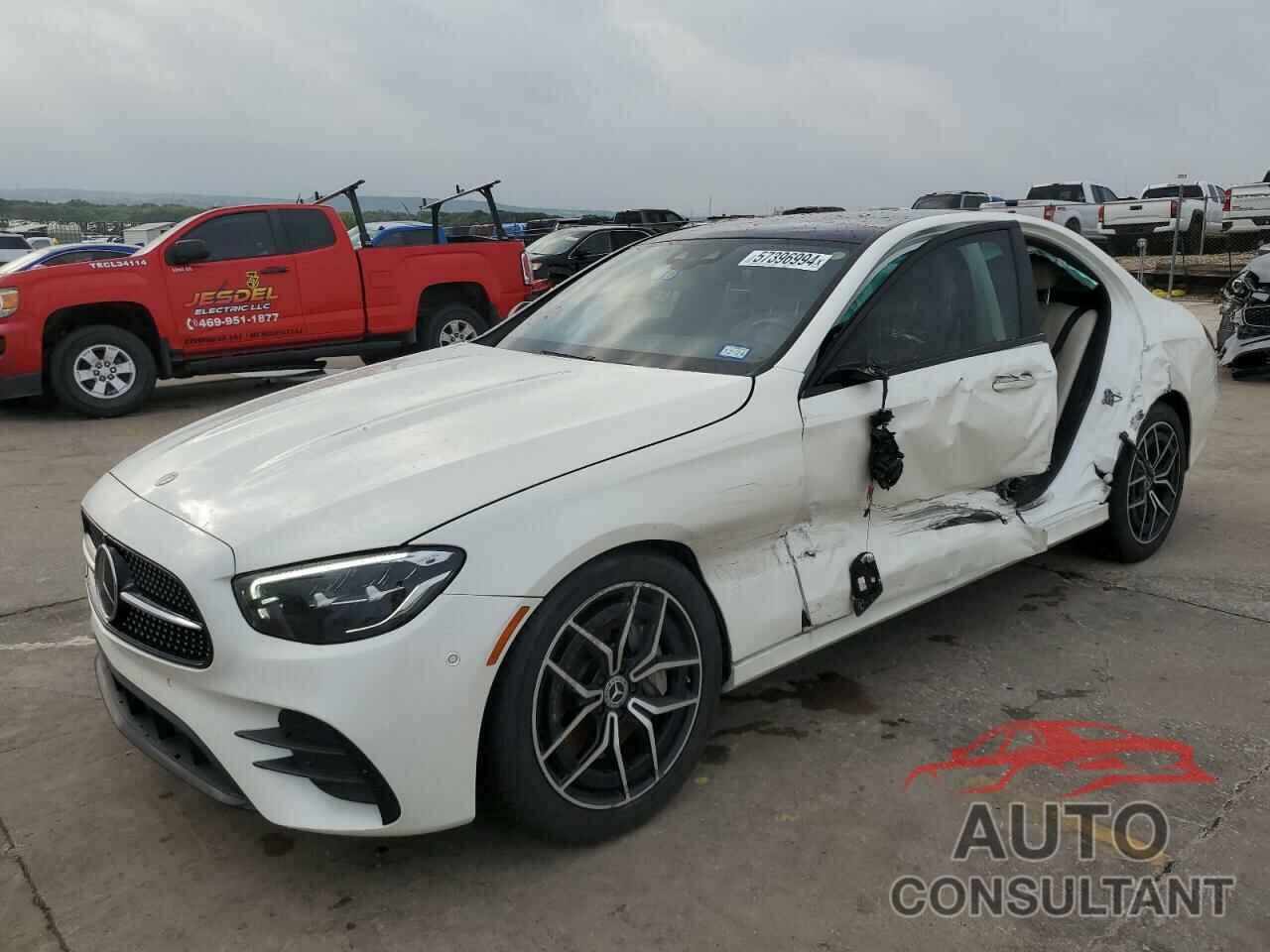 MERCEDES-BENZ E-CLASS 2021 - W1KZF8DB1MB001867