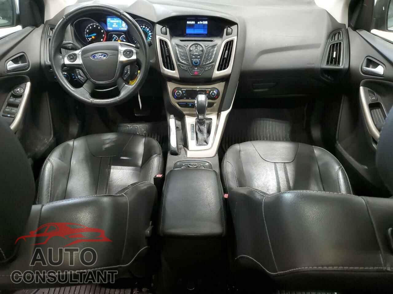FORD FOCUS 2012 - 1FAHP3M21CL414246