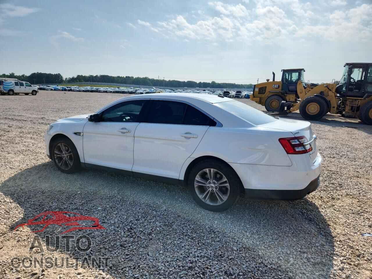 FORD TAURUS 2017 - 1FAHP2E83HG111630