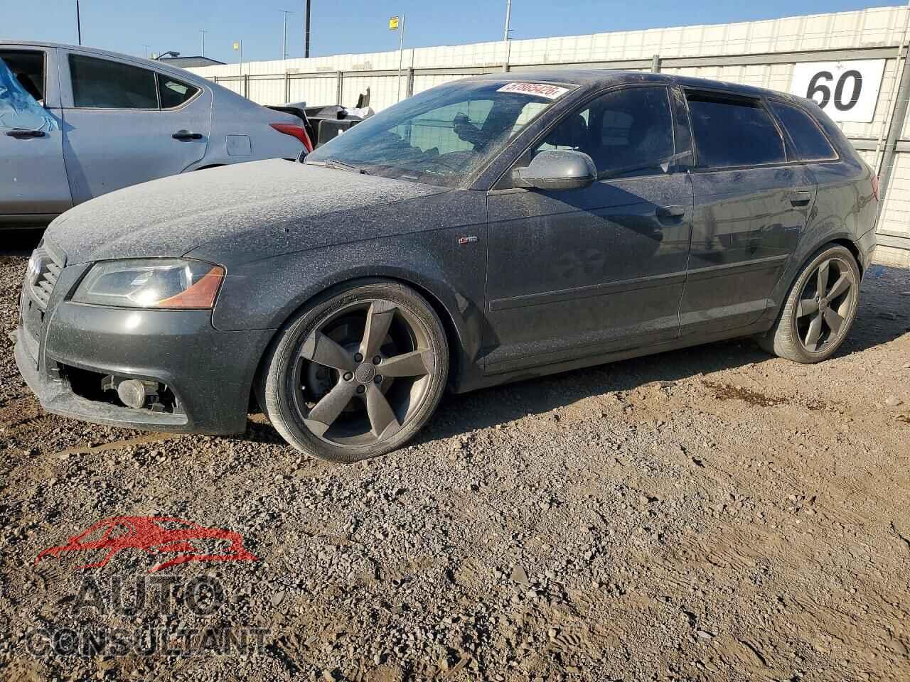 AUDI A3 2011 - WAUKEAFM9BA040386