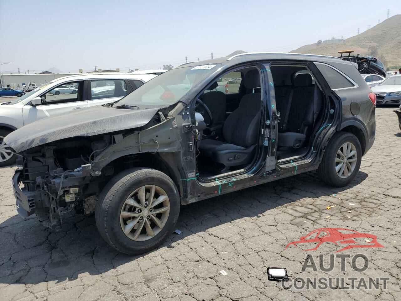 KIA SORENTO 2018 - 5XYPG4A3XJG424808