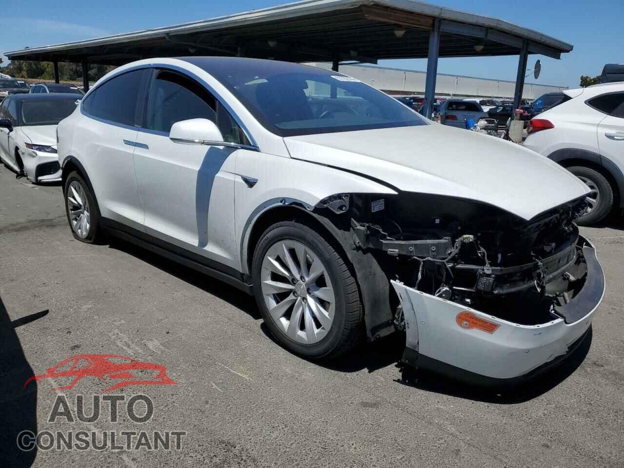 TESLA MODEL X 2020 - 5YJXCAE29LF242359