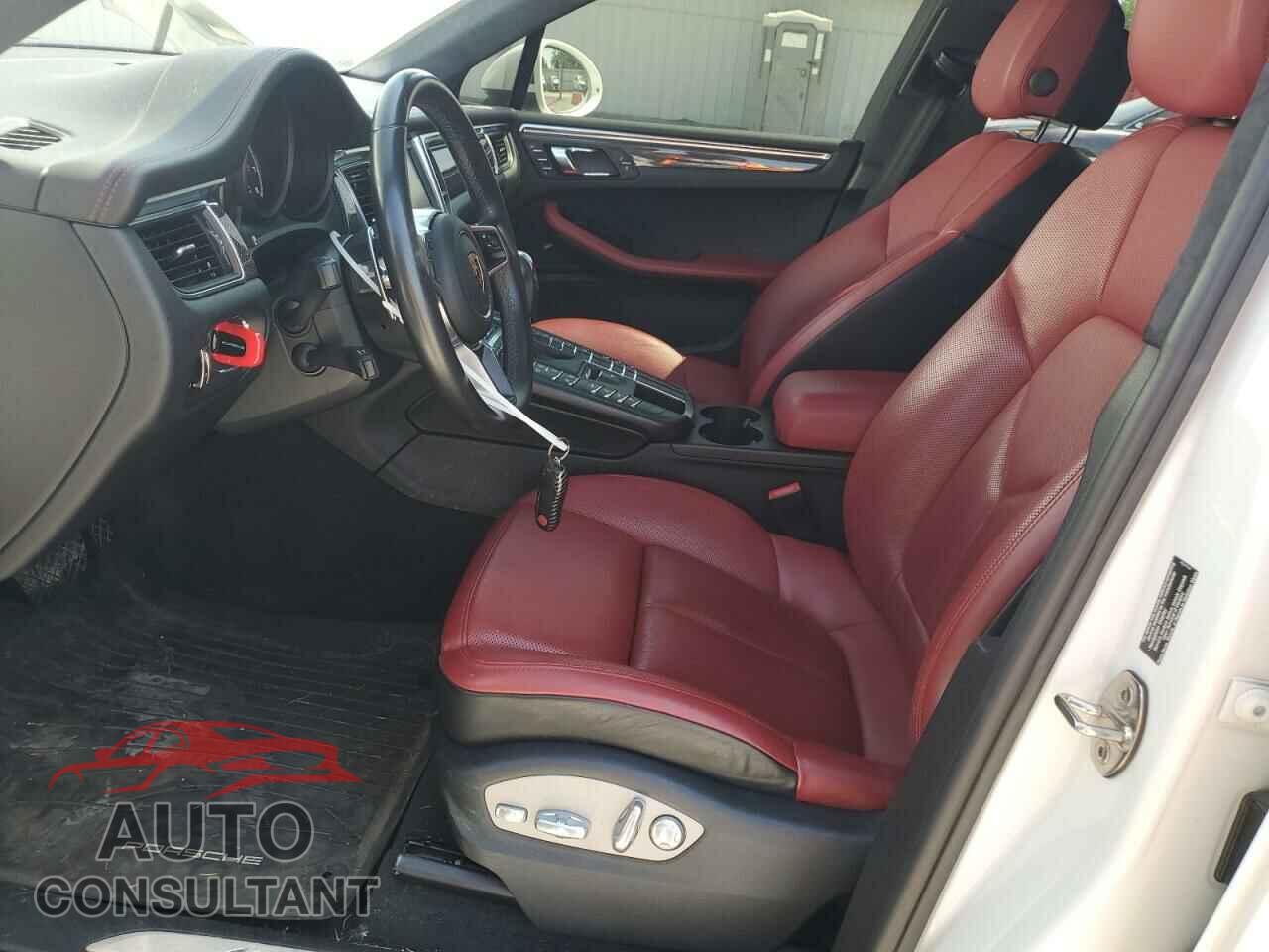 PORSCHE MACAN 2016 - WP1AF2A58GLB94681
