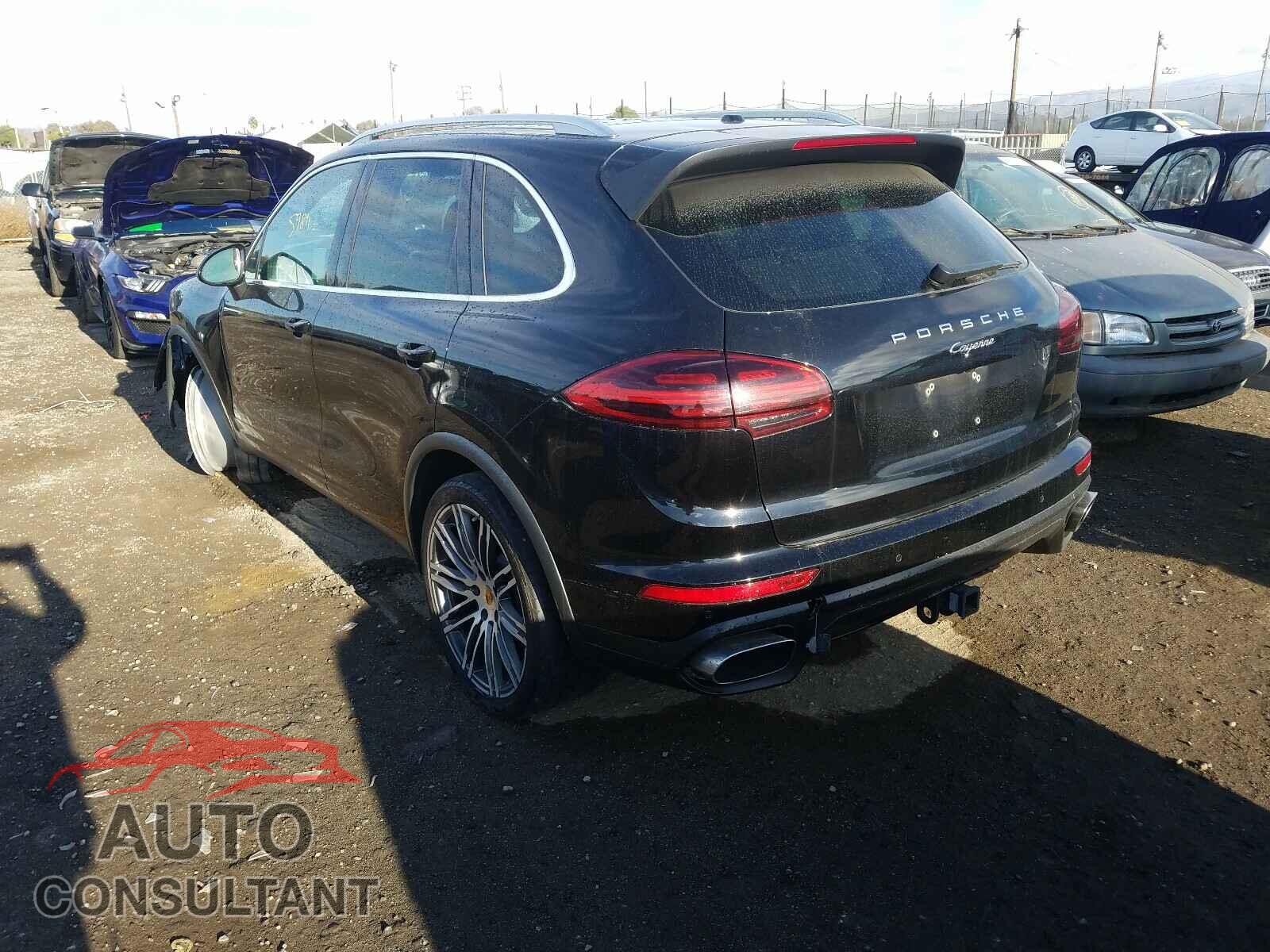 PORSCHE CAYENNE 2016 - WP1AA2A29GLA10613
