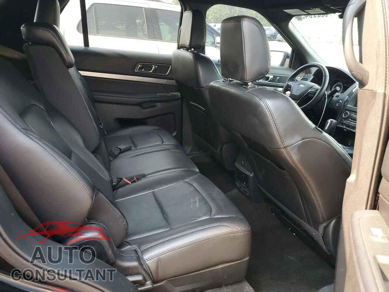 FORD EXPLORER 2018 - 1FM5K7D88JGB03745