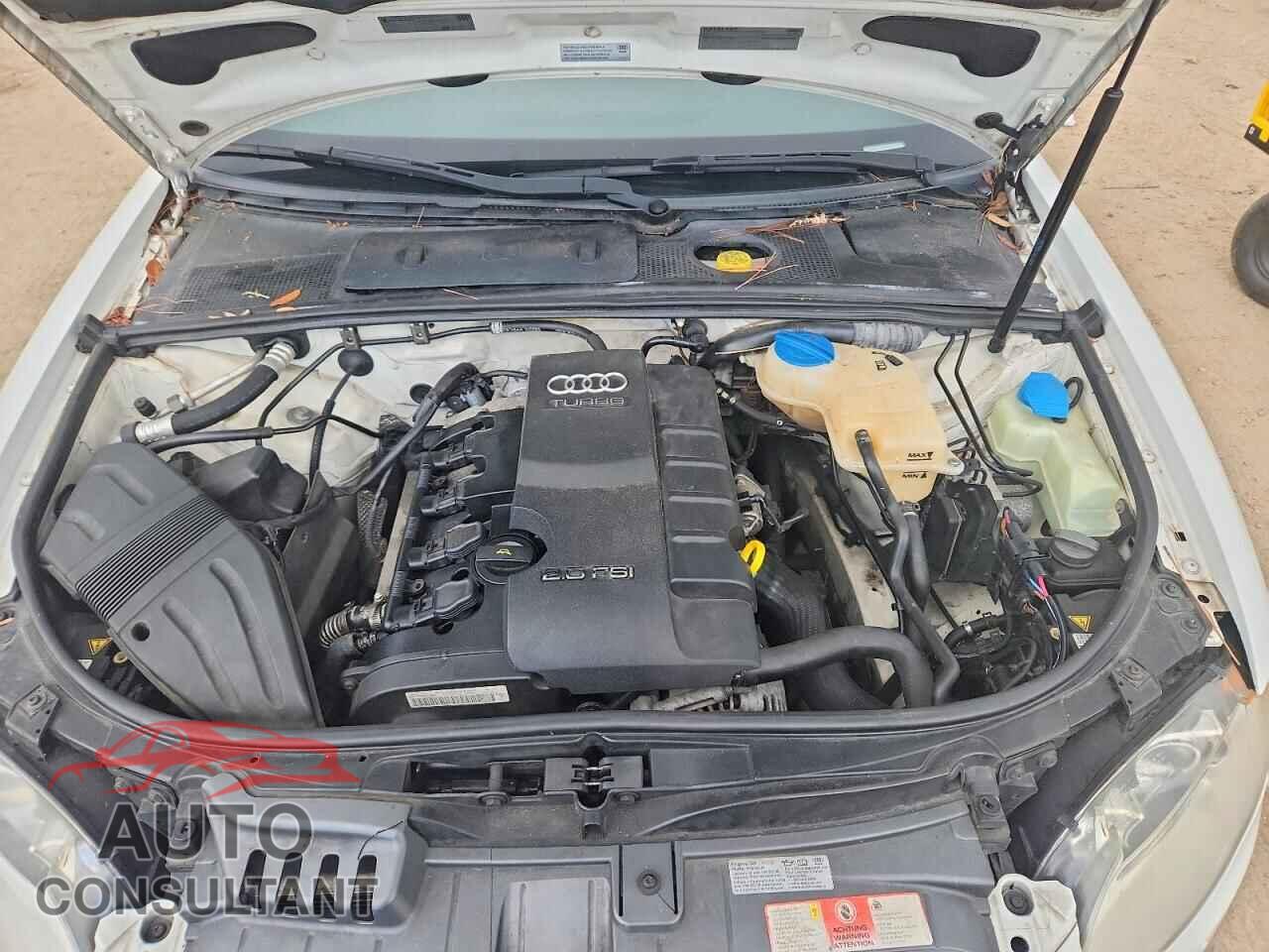 AUDI A4 2009 - WAUDF48H69K008815