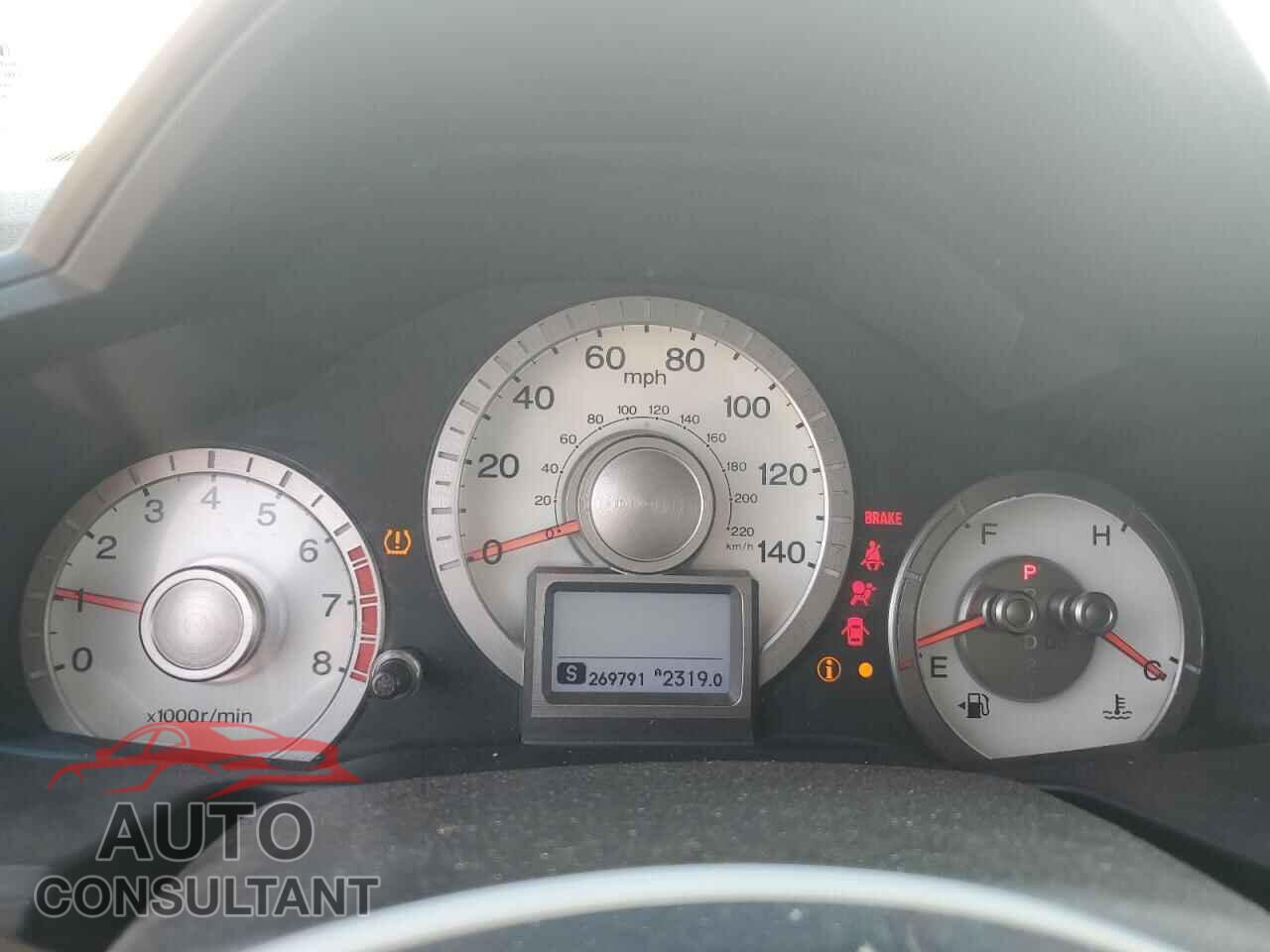 HONDA PILOT 2011 - 5FNYF4H92BB095354