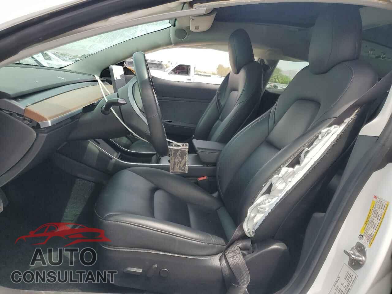 TESLA MODEL 3 2019 - 5YJ3E1EB9KF433433