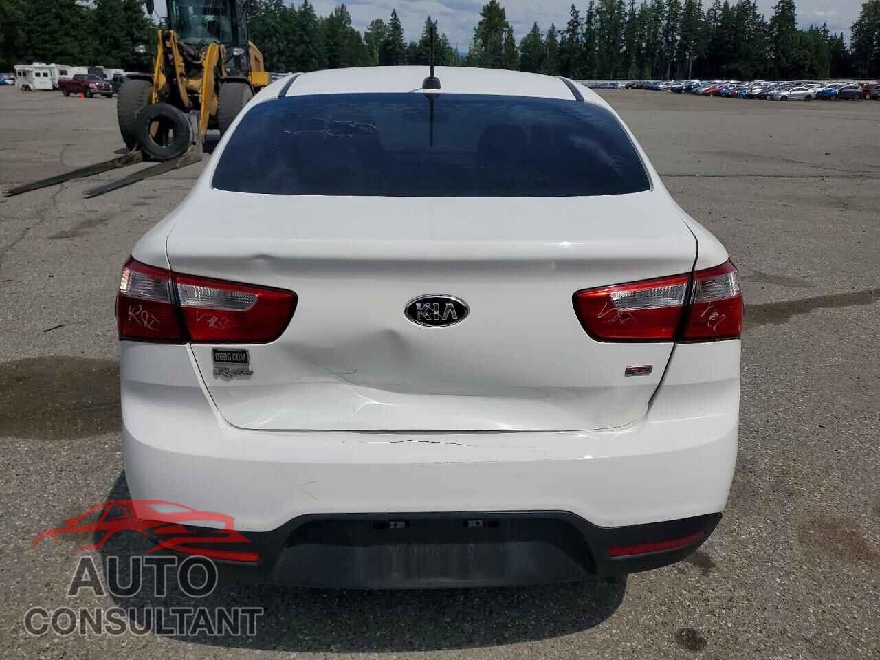 KIA RIO 2015 - KNADM4A37F6467196