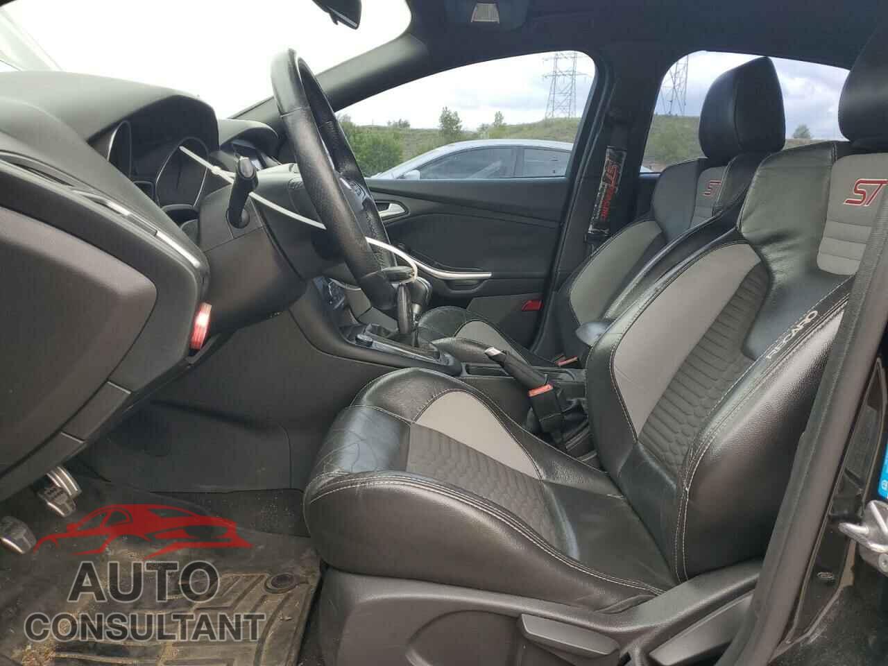 FORD FOCUS 2015 - 1FADP3L91FL219961