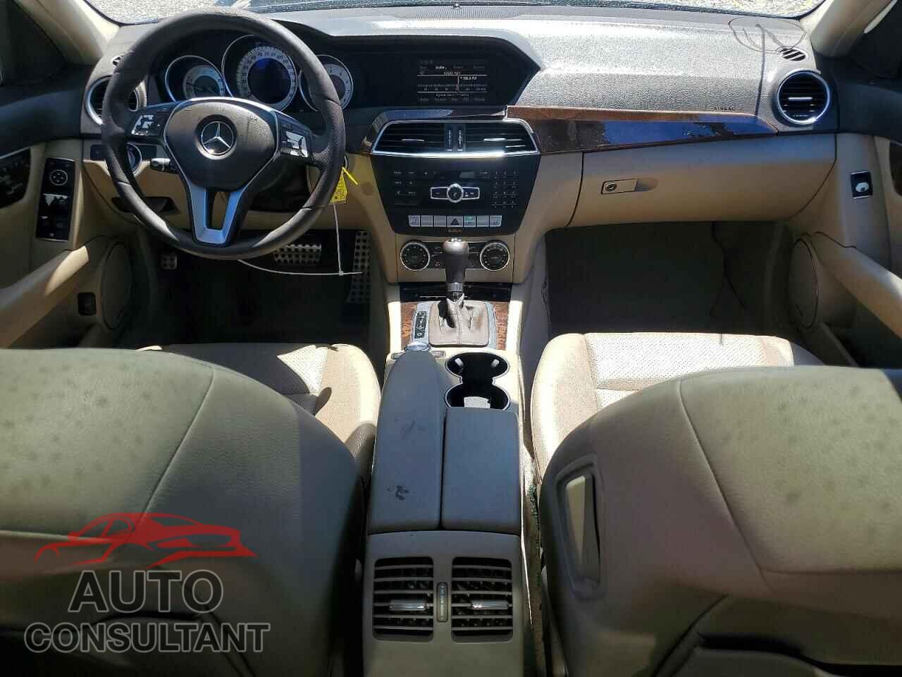 MERCEDES-BENZ C-CLASS 2014 - WDDGF8AB2EA942134