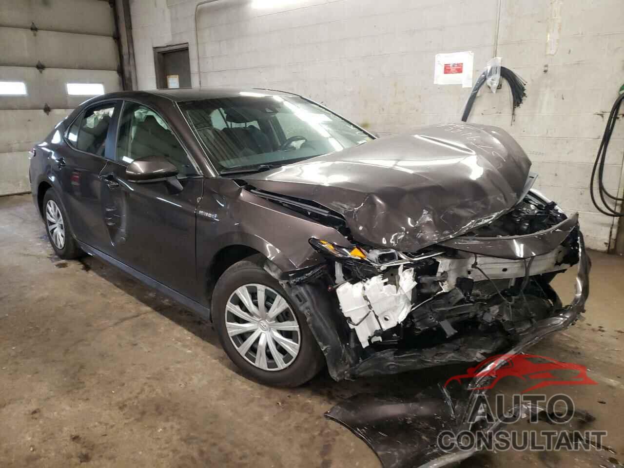 TOYOTA CAMRY 2018 - 4T1B31HK5JU501189