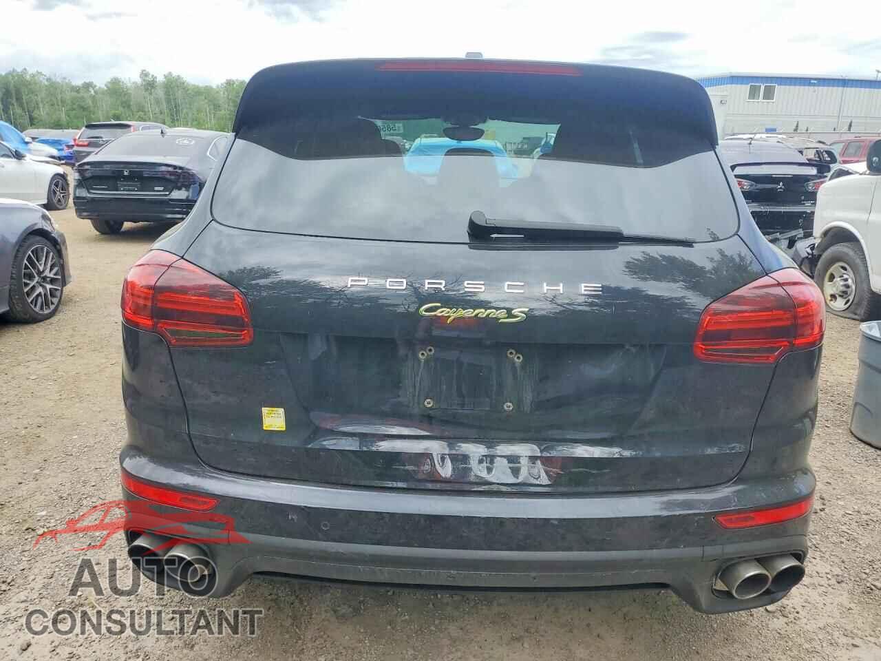 PORSCHE CAYENNE 2017 - WP1AE2A27HLA68810
