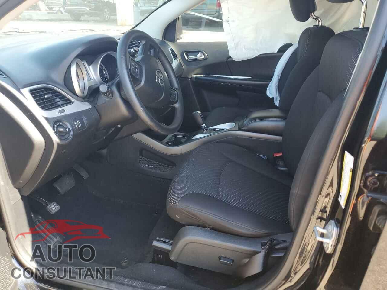 DODGE JOURNEY 2017 - 3C4PDCBG5HT526458