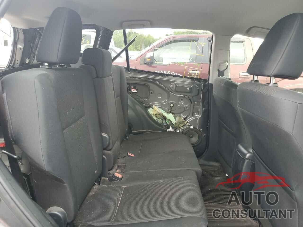 TOYOTA RAV4 2017 - JTMBFREV4HJ168309