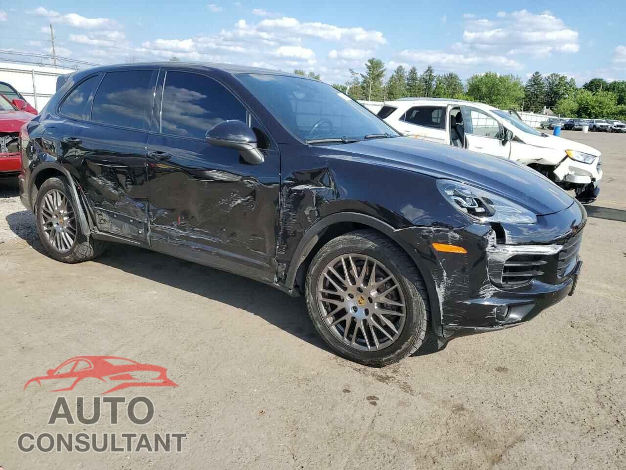 PORSCHE CAYENNE 2017 - WP1AB2A22HLA50675