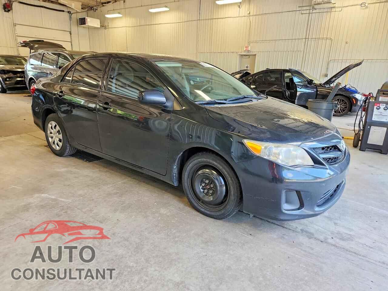 TOYOTA COROLLA 2013 - 2T1BU4EE5DC047934