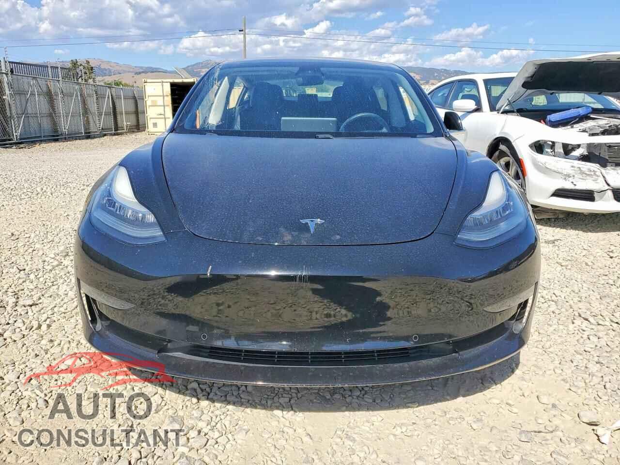 TESLA MODEL 3 2018 - 5YJ3E1EA7JF108303