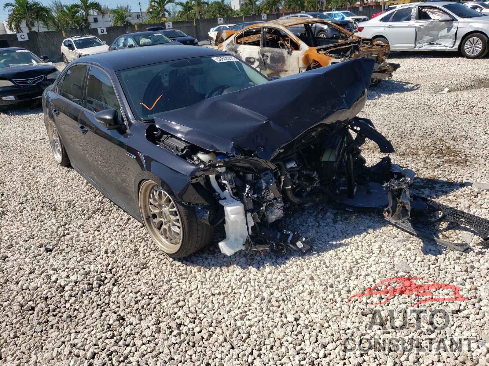 VOLKSWAGEN PASSAT 2018 - 1VWAA7A34JC039898