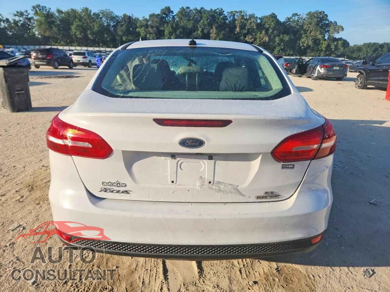 FORD FOCUS 2016 - 1FADP3F26GL214044
