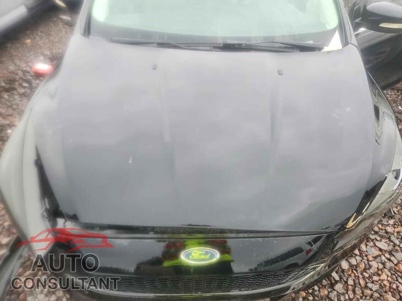 FORD FOCUS 2018 - 1FADP3N24JL326138