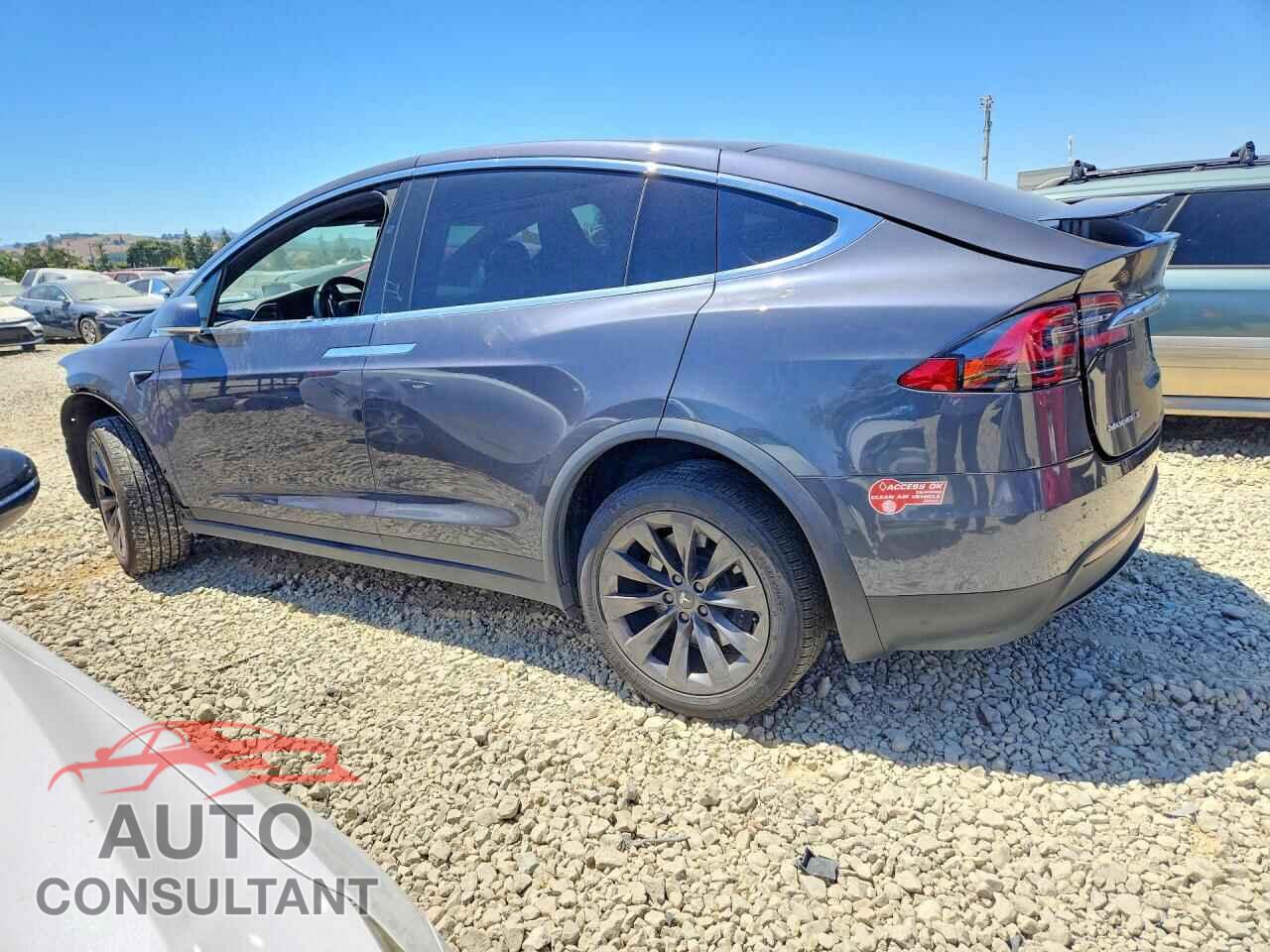 TESLA MODEL X 2018 - 5YJXCBE22JF091383