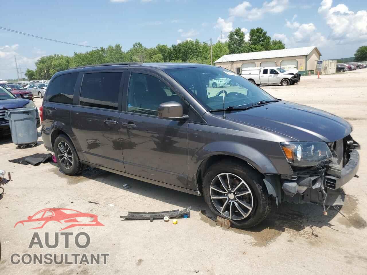 DODGE CARAVAN 2018 - 2C4RDGEG0JR338743