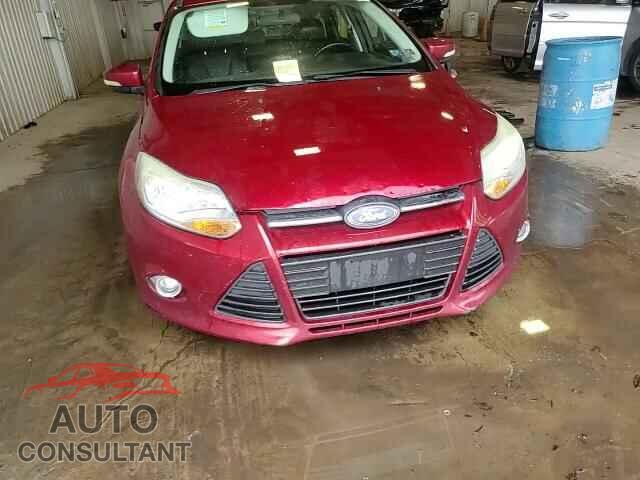 FORD FOCUS 2014 - 1FADP3K2XEL383874