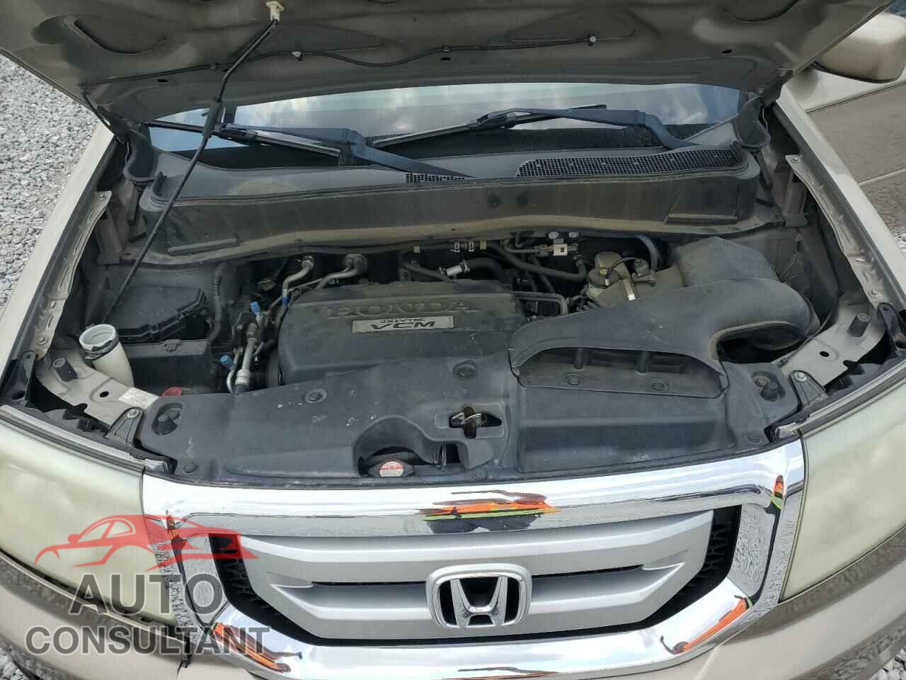 HONDA PILOT 2010 - 5FNYF4H50AB002018