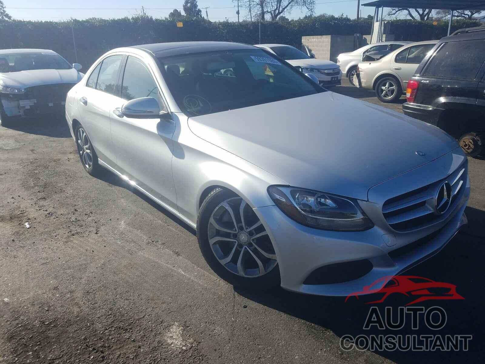 MERCEDES-BENZ C CLASS 2016 - 55SWF4JB2GU176493