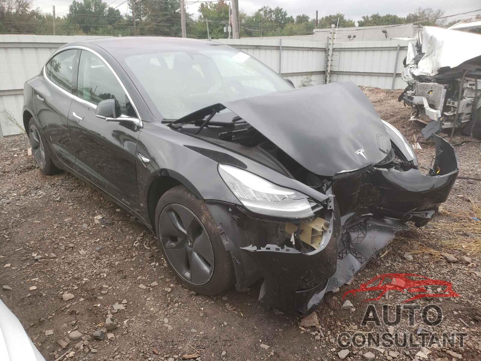 TESLA MODEL 3 2018 - 5YJ3E1EA7JF152107