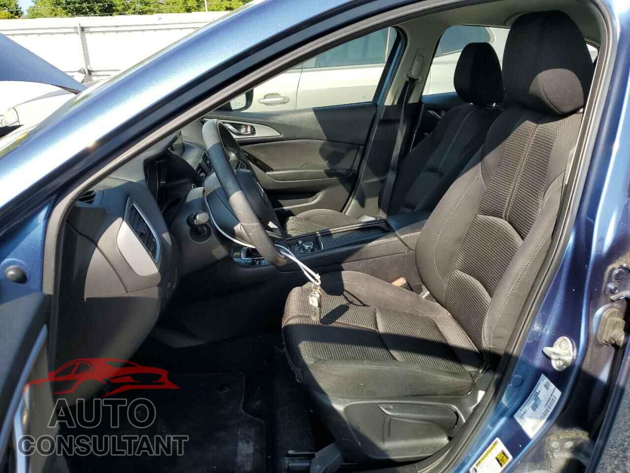 MAZDA 3 2017 - 3MZBN1U72HM136563