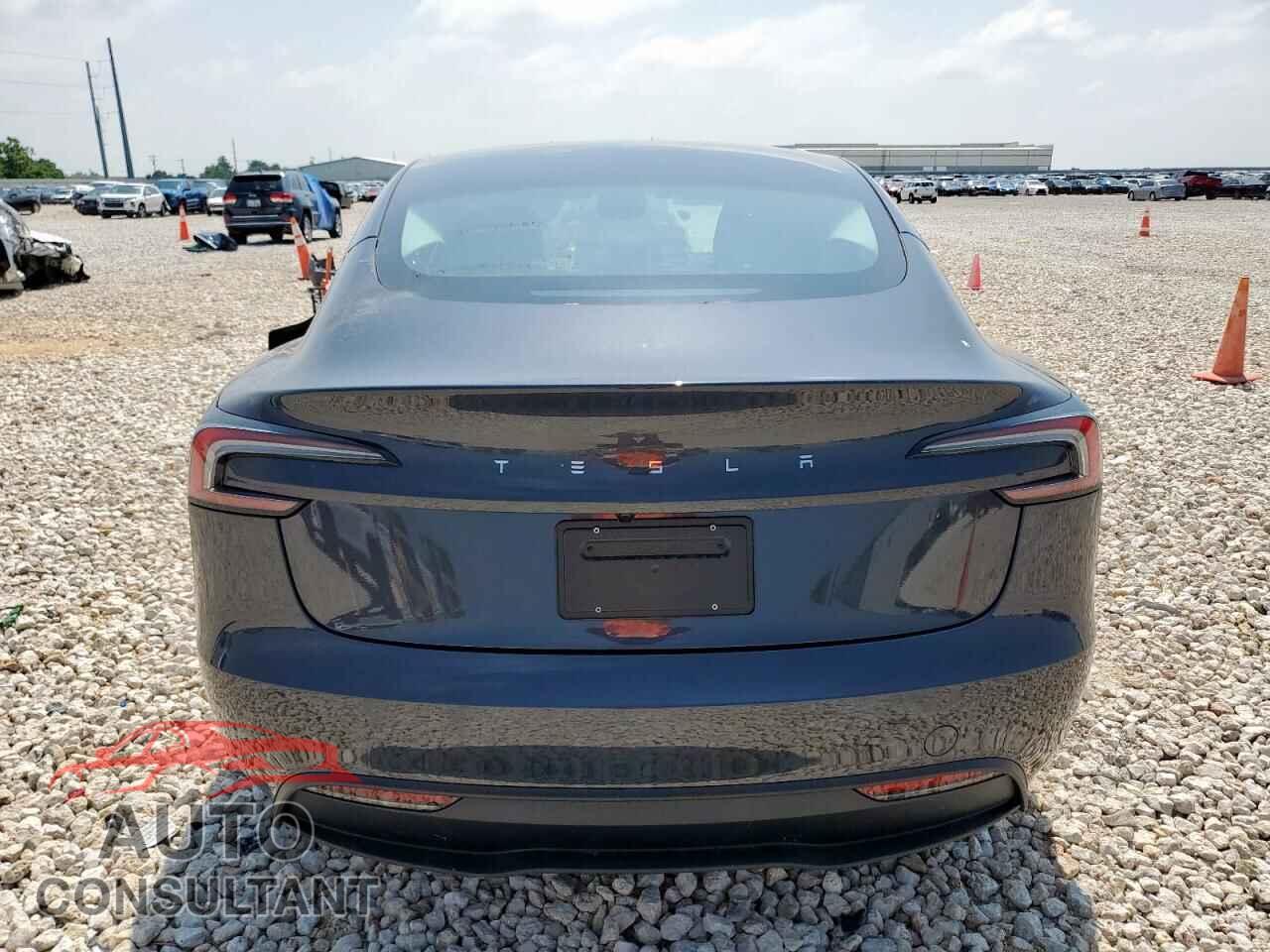 TESLA MODEL 3 2025 - 5YJ3E1EA2SF014945