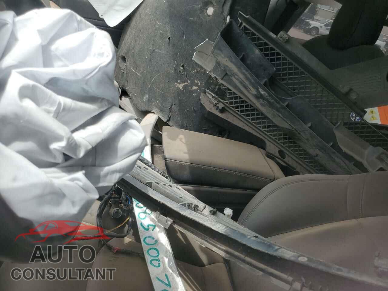 TESLA MODEL 3 2018 - 5YJ3E1EA6JF008466
