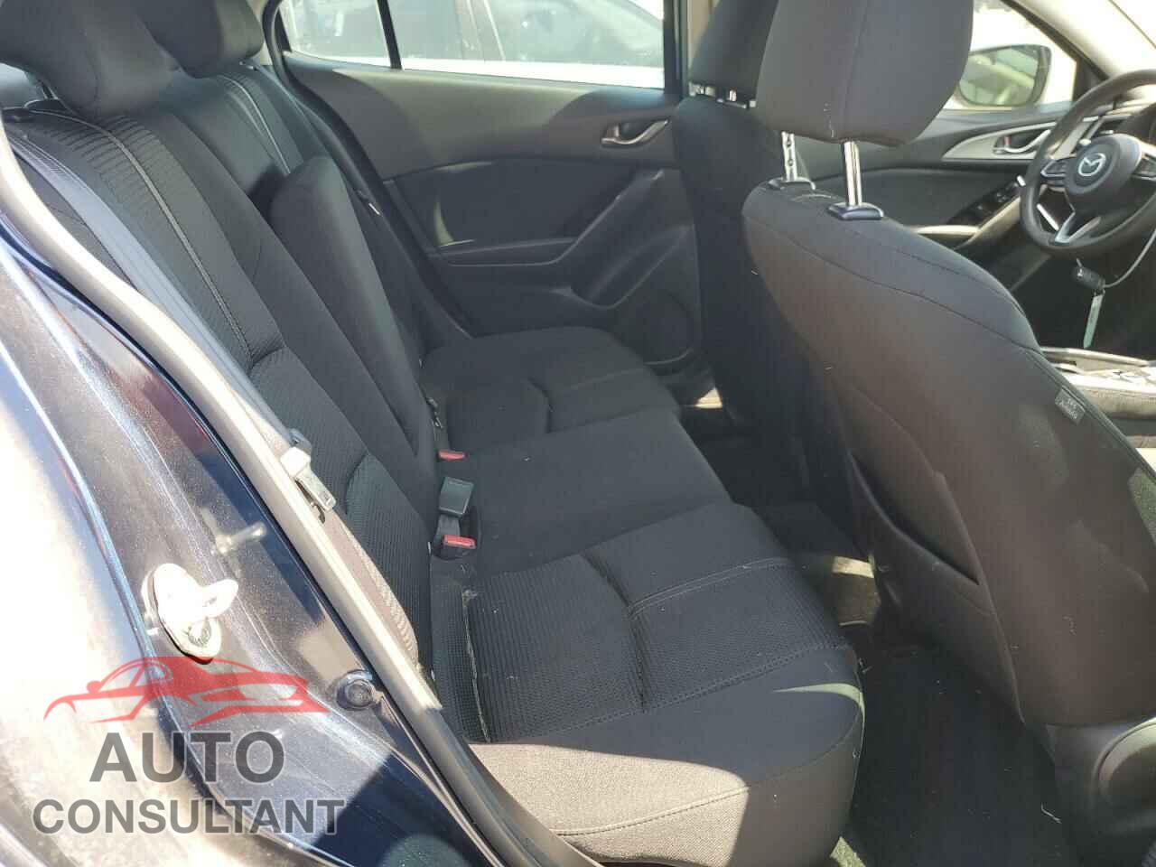 MAZDA 3 2017 - 3MZBN1U77HM158106