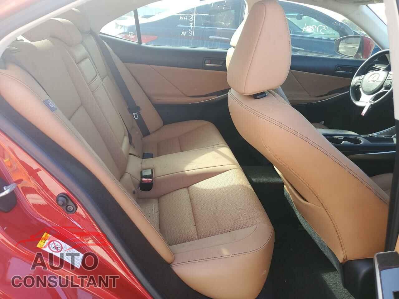 LEXUS IS 2017 - JTHBA1D24H5051862