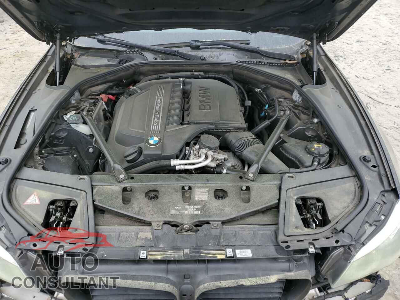 BMW 5 SERIES 2015 - WBA5B1C51FD921235